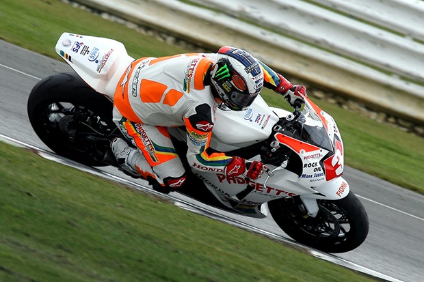 Isle of Man TT great John McGuinness in action at Silverstone (Glynne Lewis)